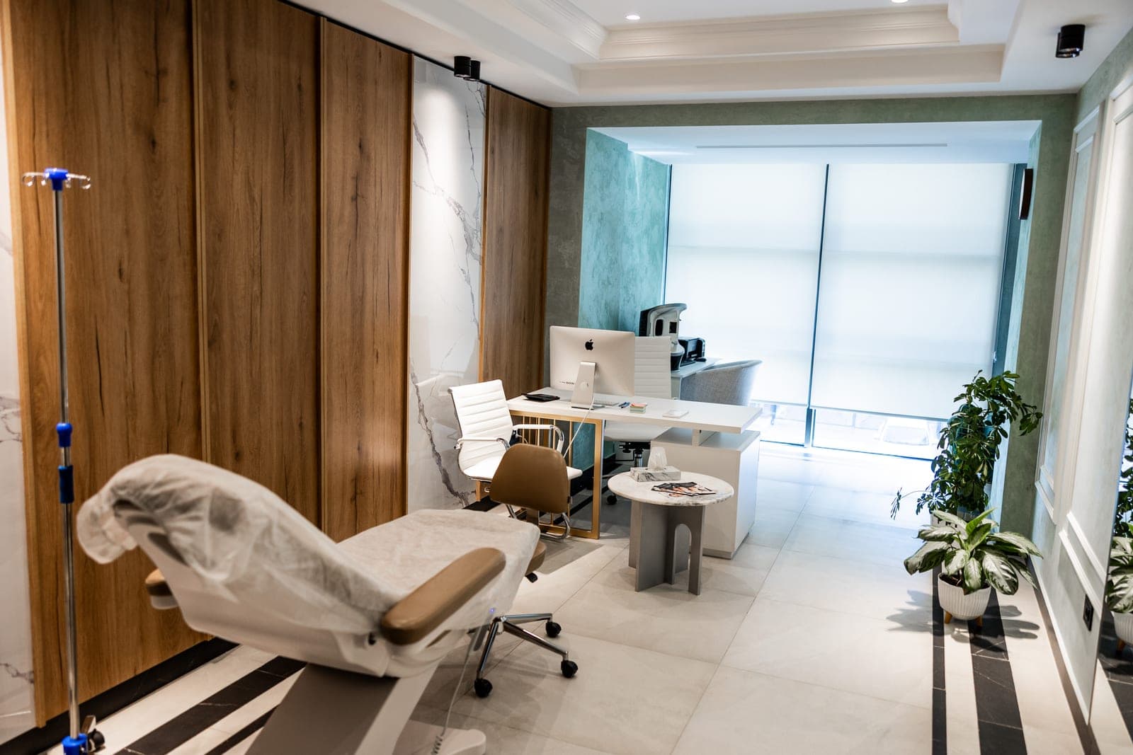 Farden Clinic interior — photo 1