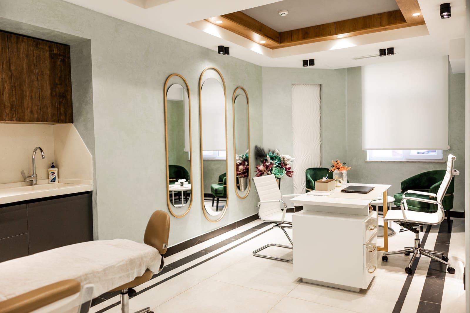 Farden Clinic interior — photo 4